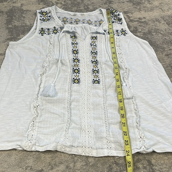 Lucky Brand Lace Eyelet Detail Top Sleeveless White Embroidered Sz XL - Picture 8 of 13